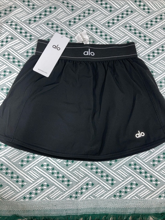 ALO Yoga Dresses & Skirts - ALO Yoga Black Athletic Skirt with Logo Waistband